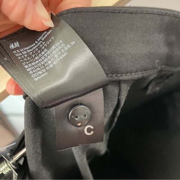 𝅺[8] H&M Classic Black Straight Leg Trousers Workwear Dress Pant w/ Belt Loops - Picture 8 of 10